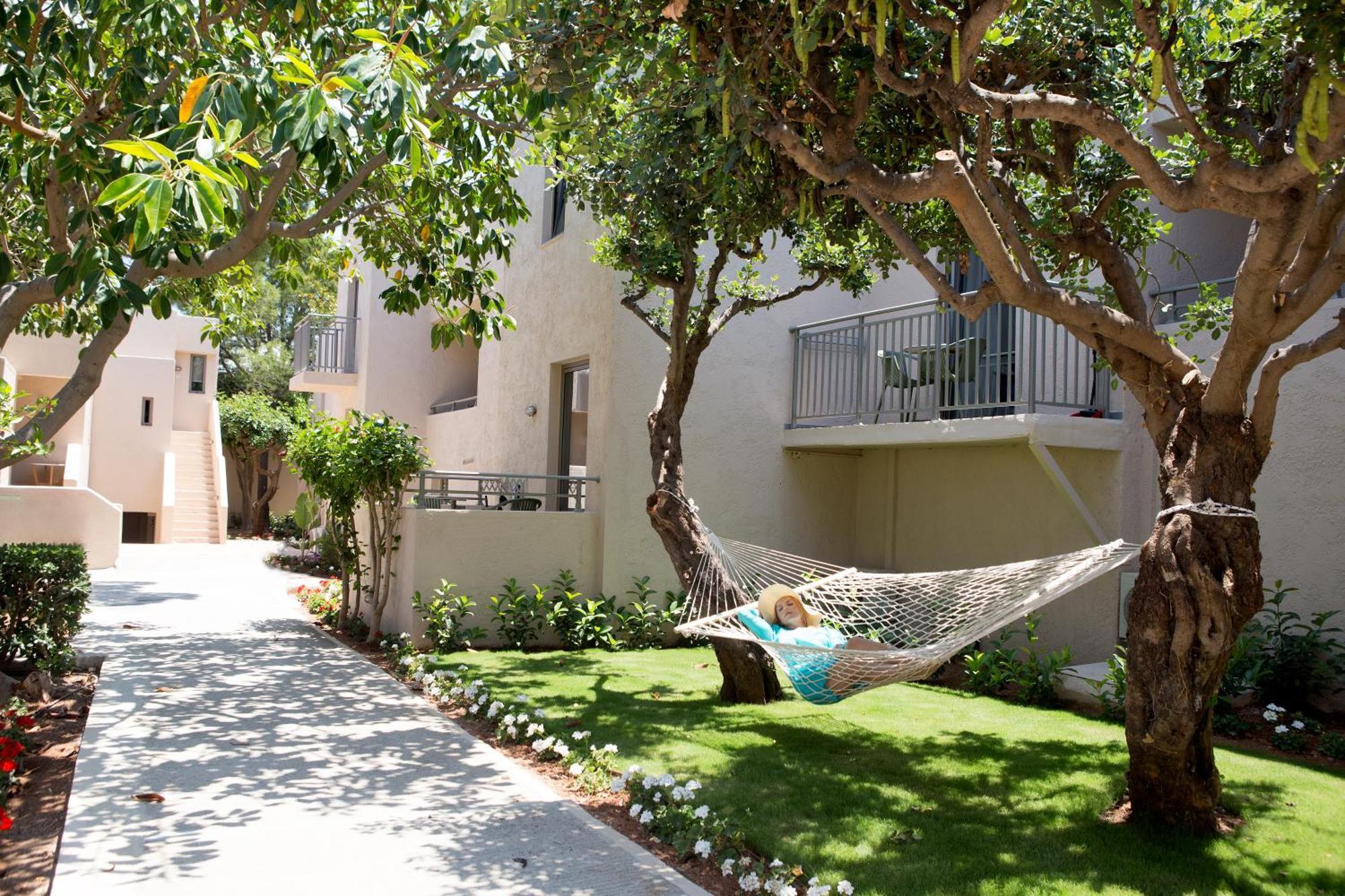 Sundance Apartments & Suites Hersonissos  Eksteriør billede