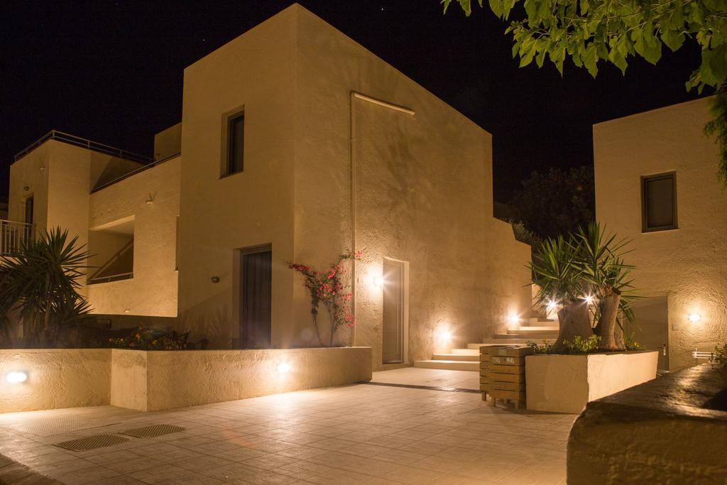Sundance Apartments & Suites Hersonissos  Eksteriør billede