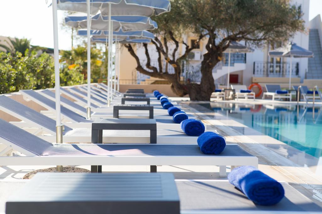 Sundance Apartments & Suites Hersonissos  Eksteriør billede